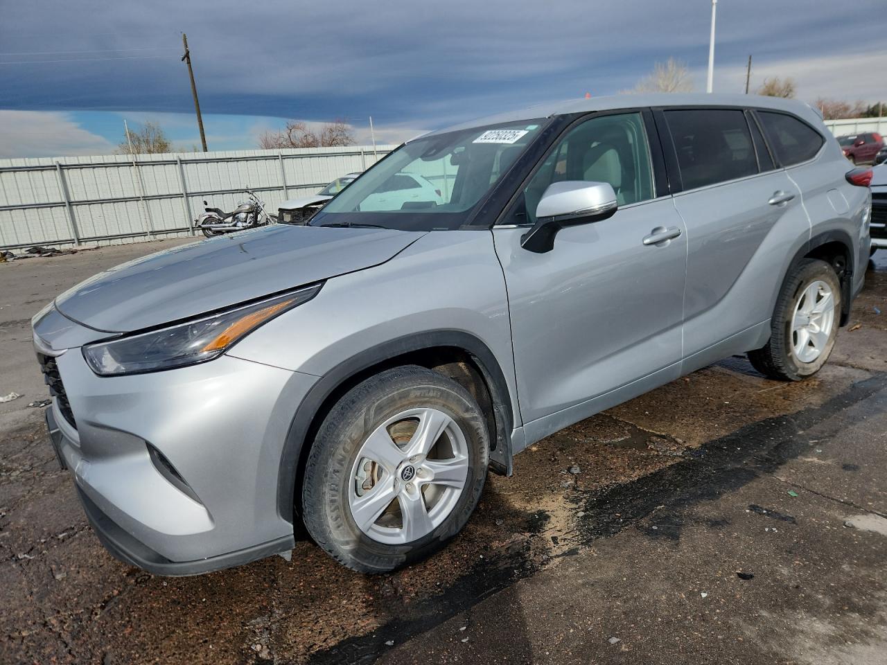 2022 TOYOTA HIGHLANDER