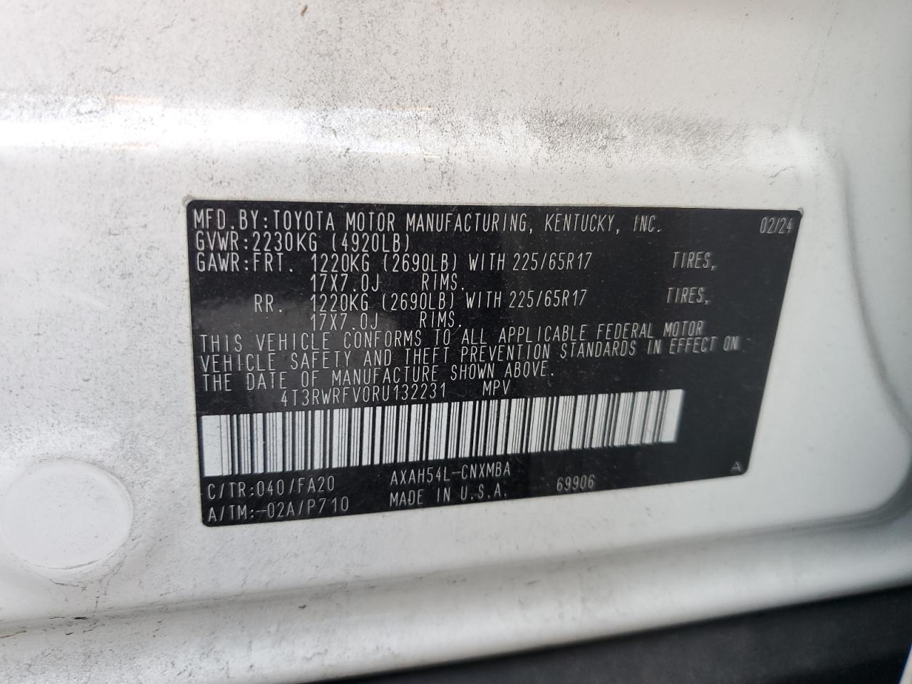 2024 TOYOTA RAV4 XLE photo 23