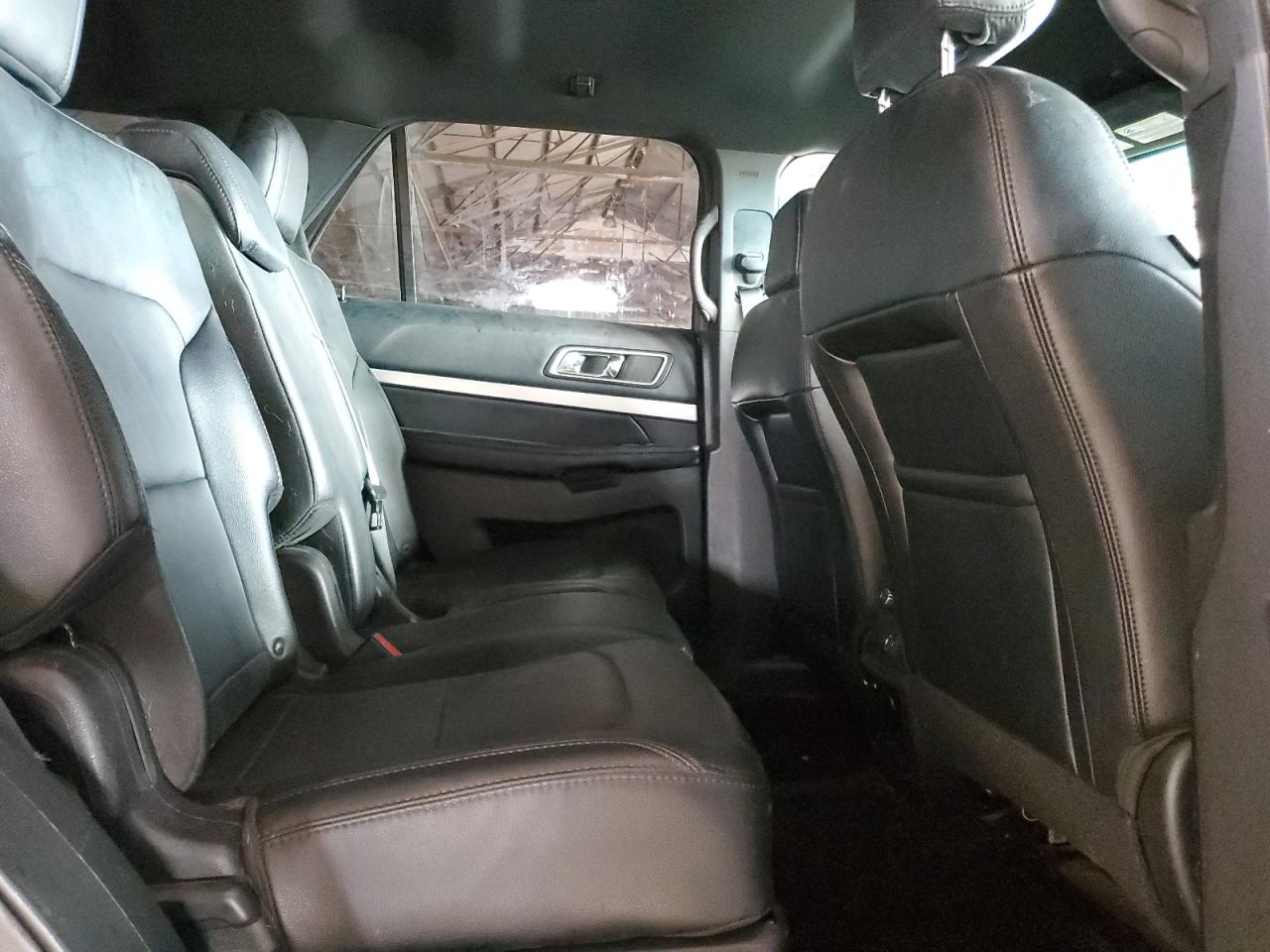 2016 FORD EXPLORER XLT photo 11