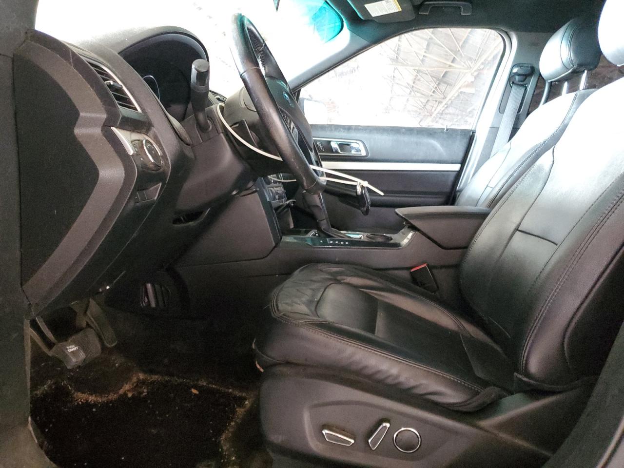 2016 FORD EXPLORER XLT photo 7