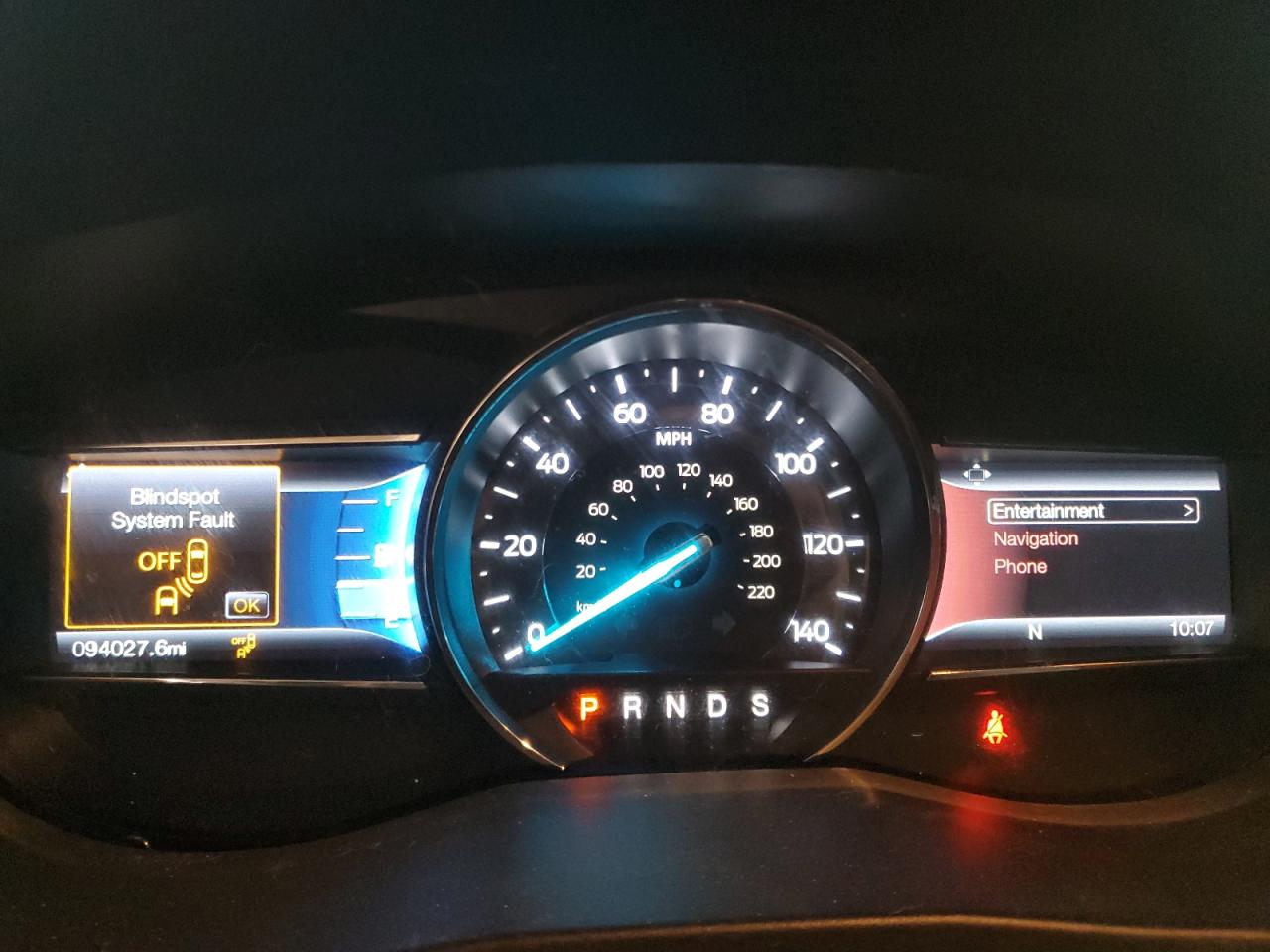 2016 FORD EXPLORER XLT photo 9