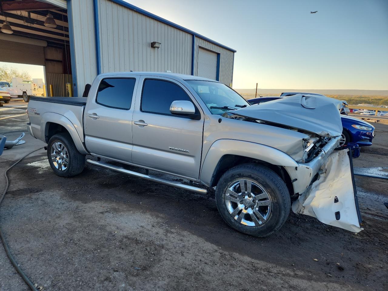 2012 TOYOTA TACOMA V6 photo 4
