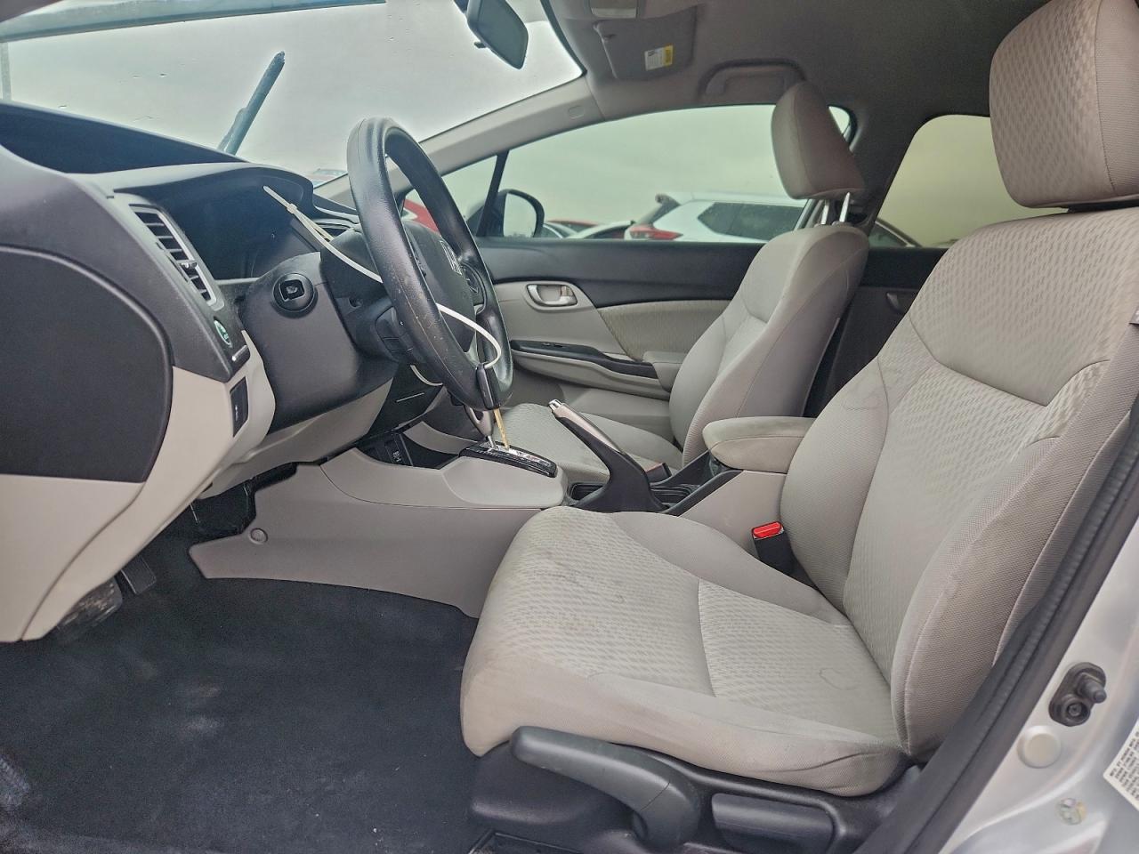 2015 HONDA CIVIC LX photo 13