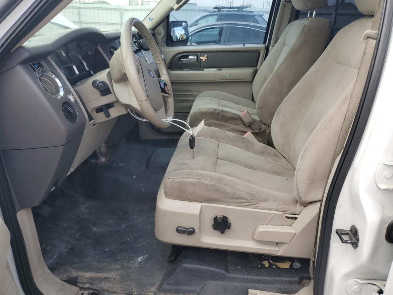 2013 FORD EXPEDITION photo 7