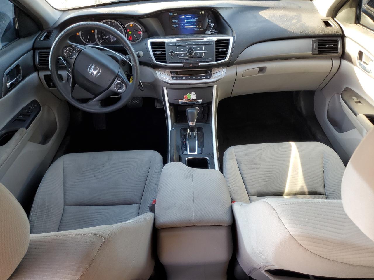 2015 HONDA ACCORD LX photo 15