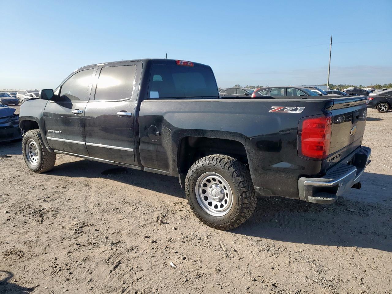 2014 CHEVROLET SILVERADO K1500 LTZ photo 2