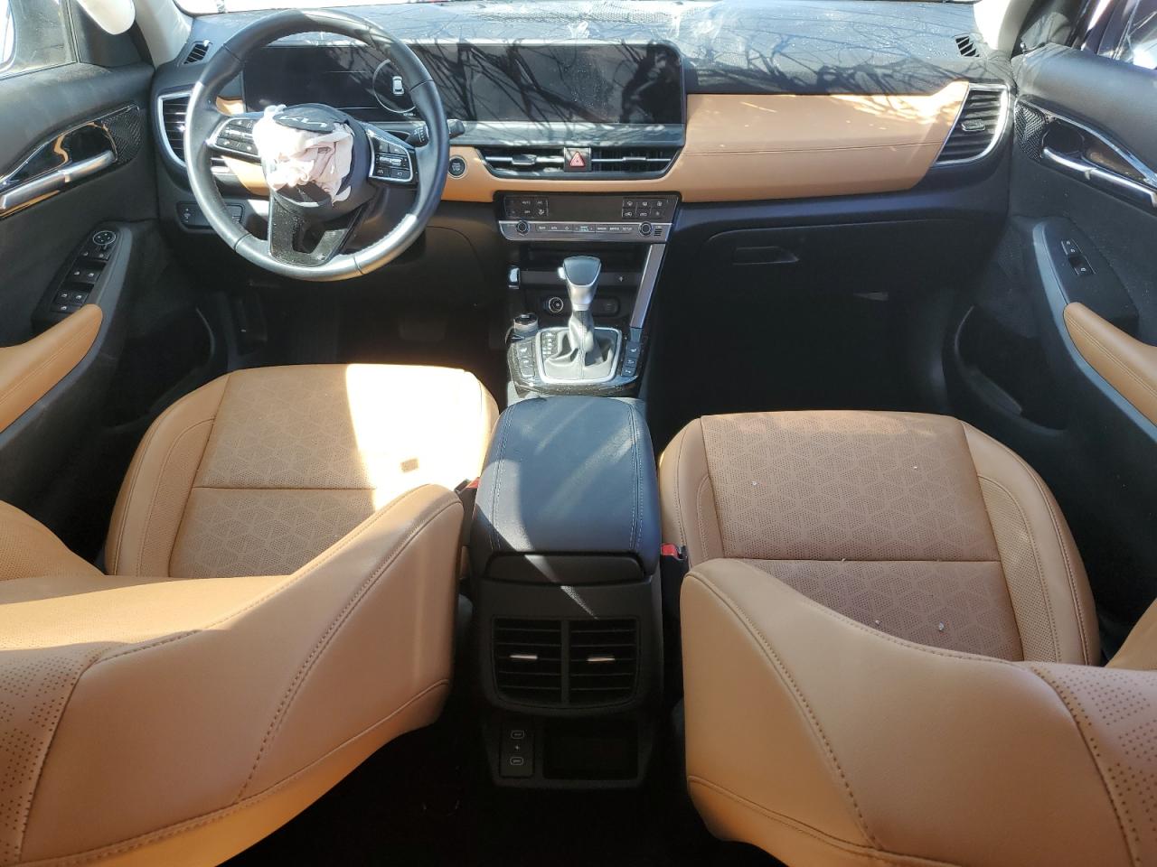 2025 KIA SELTOS EX photo 22