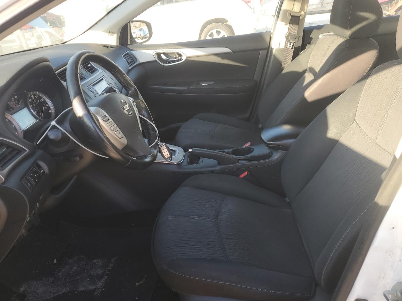 2015 NISSAN SENTRA S photo 7
