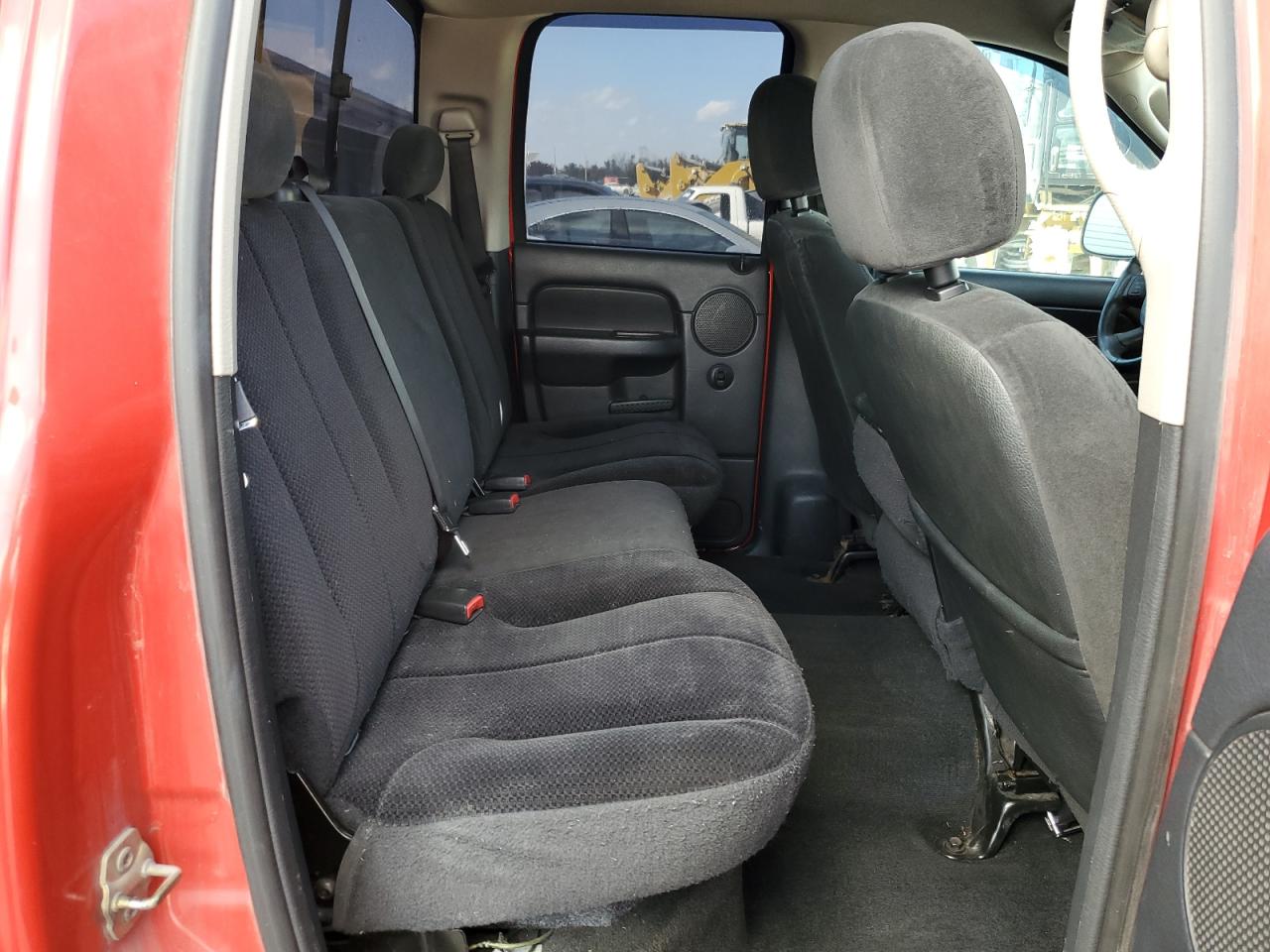 2004 DODGE RAM 1500 ST photo 10