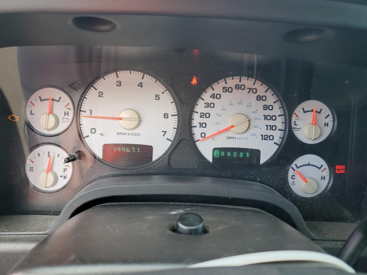2004 DODGE RAM 1500 ST photo 9