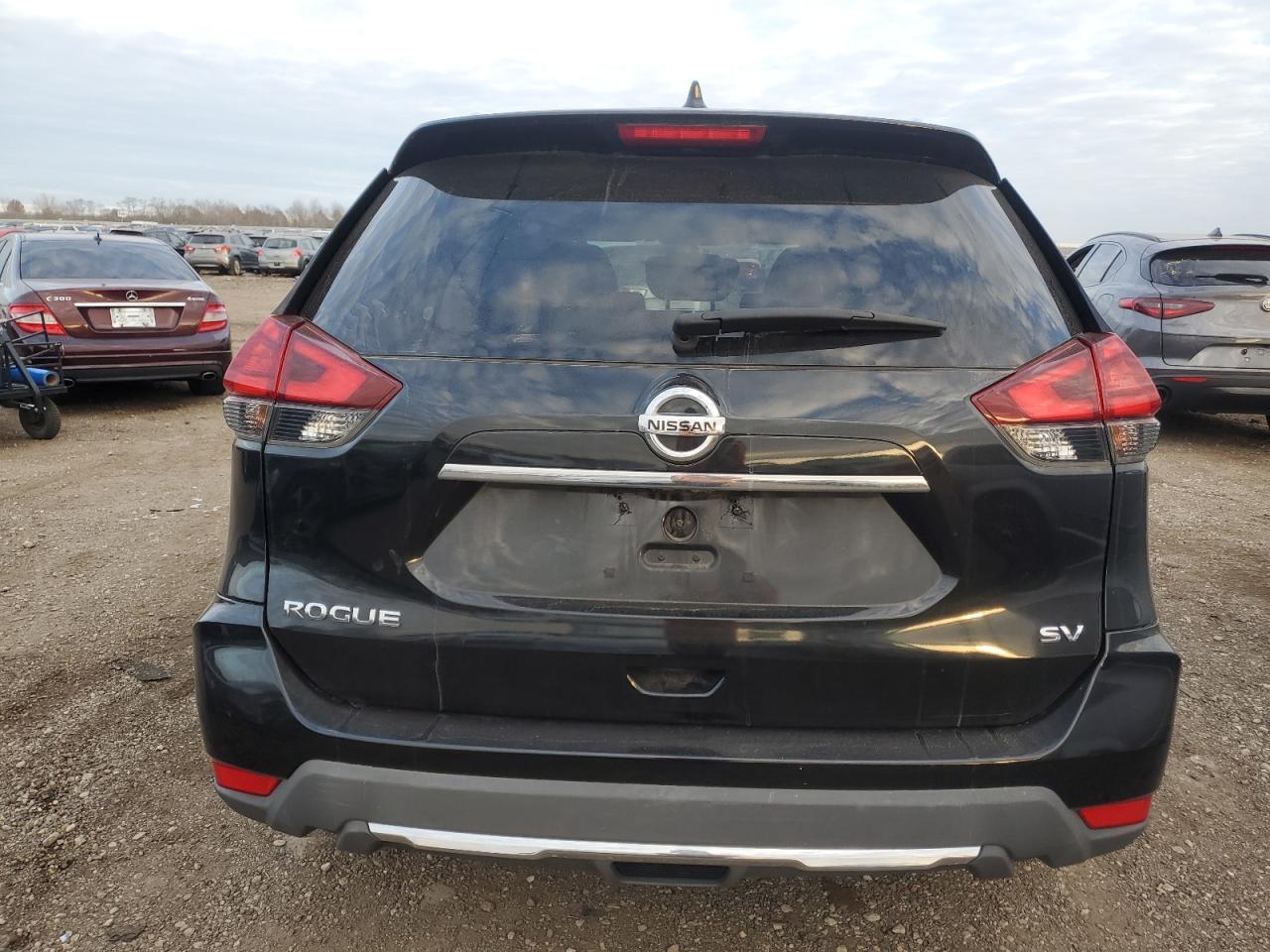 2017 NISSAN ROGUE S photo 11