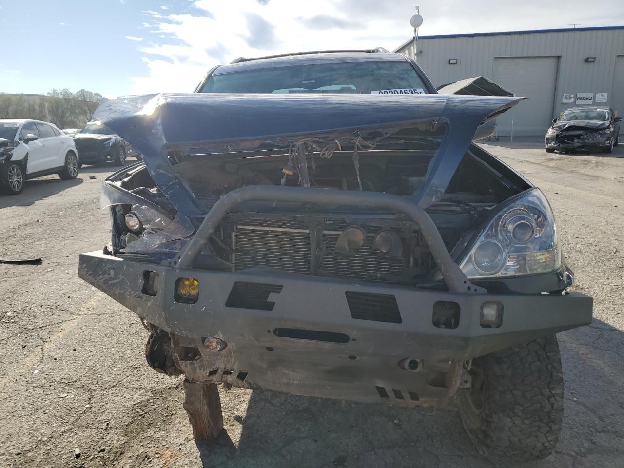 2004 LEXUS GX 470 photo 5