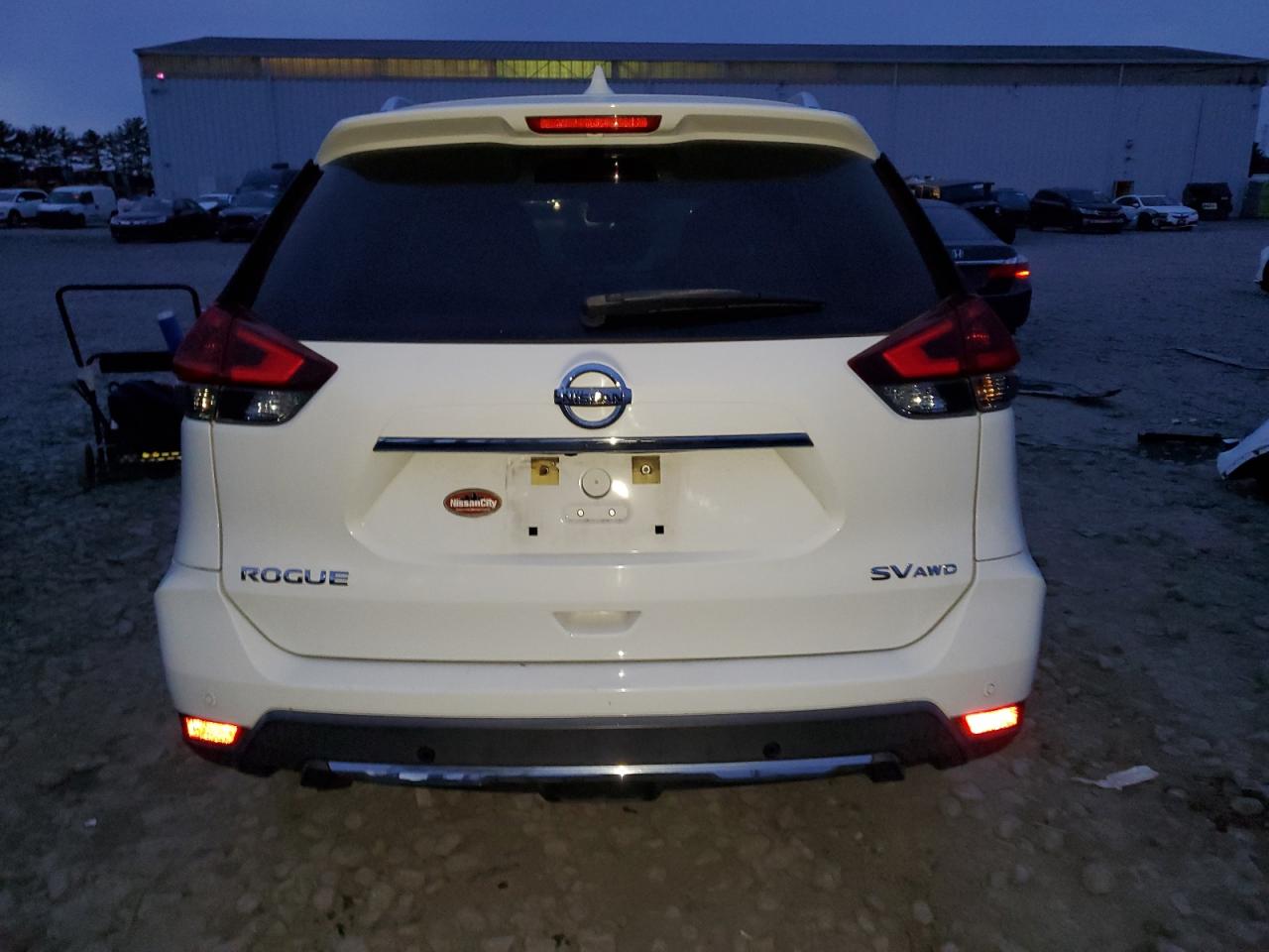 2020 NISSAN ROGUE S photo 6