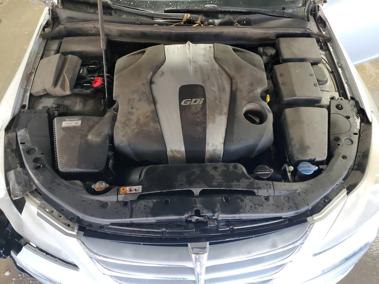 2013 HYUNDAI GENESIS 3.8L photo 11