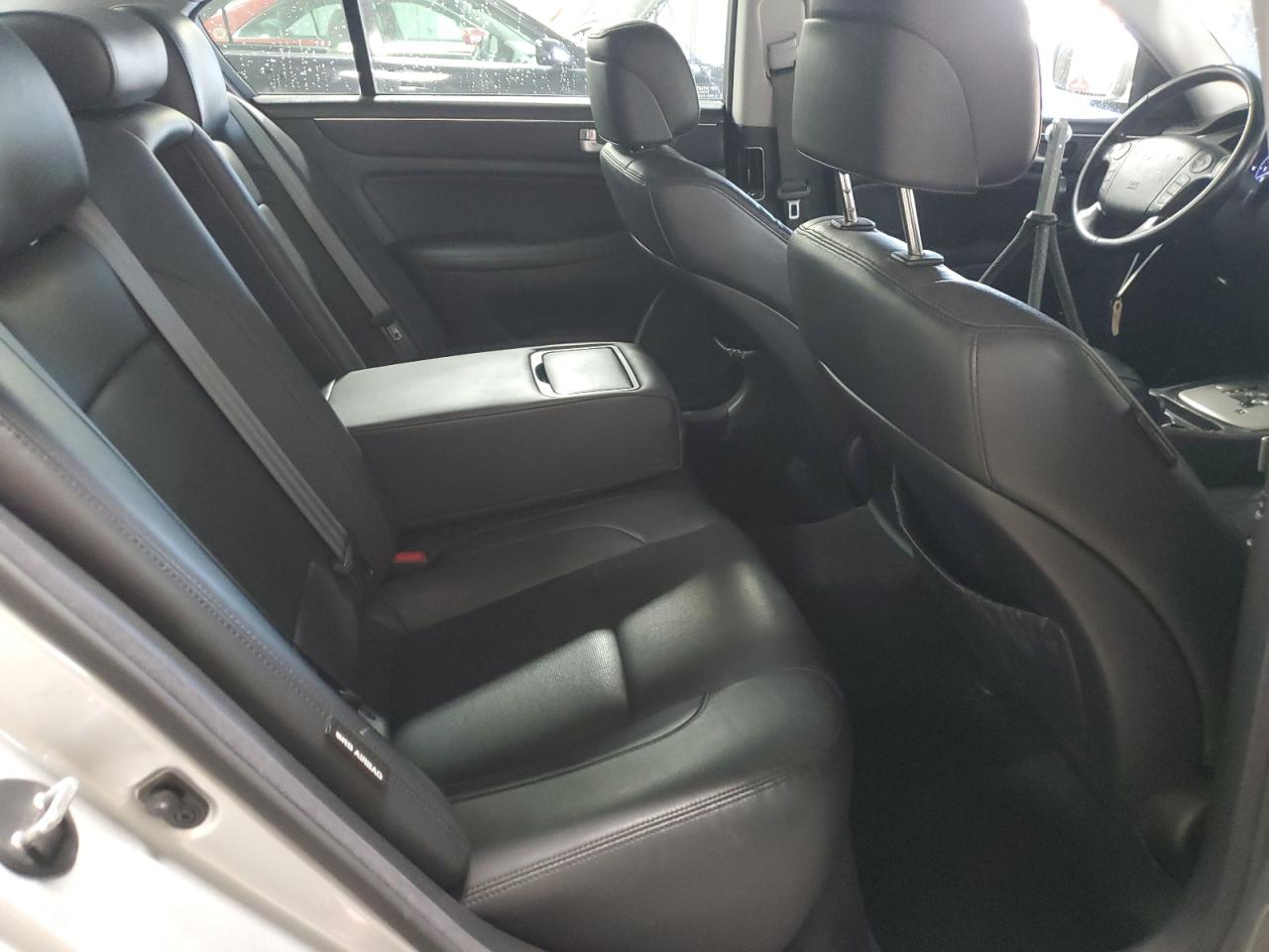 2013 HYUNDAI GENESIS 3.8L photo 10