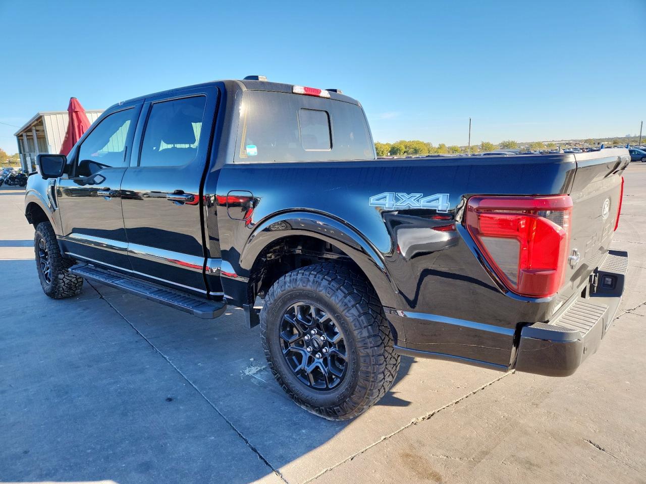 2024 FORD F150 XLT photo 3