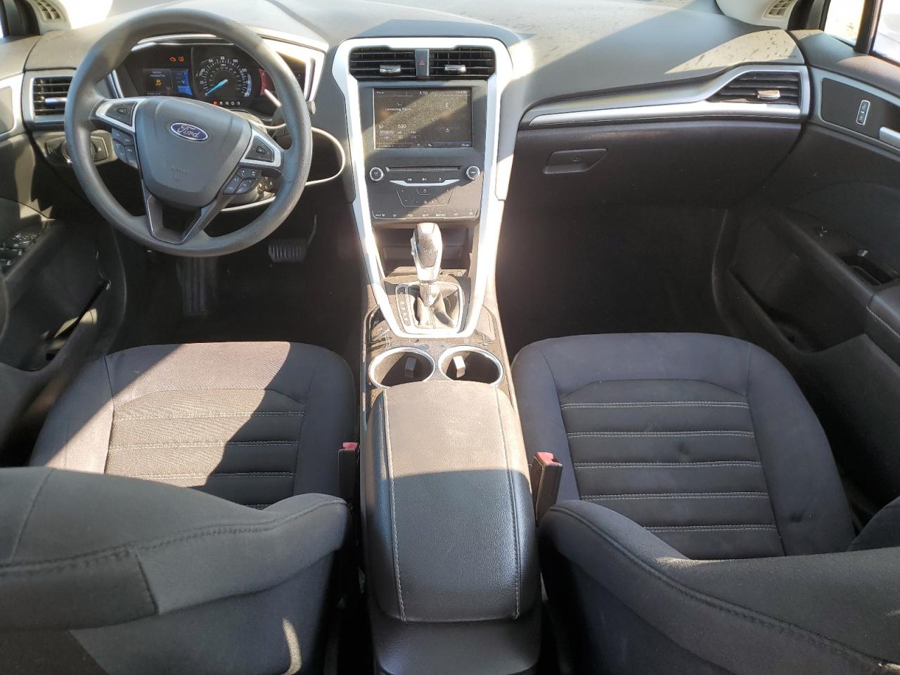 2013 FORD FUSION SE photo 8