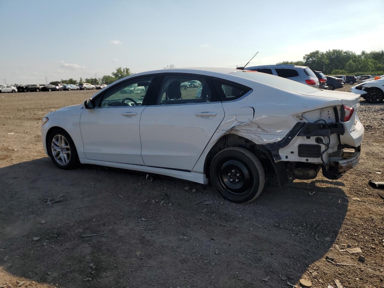 2013 FORD FUSION SE photo 2