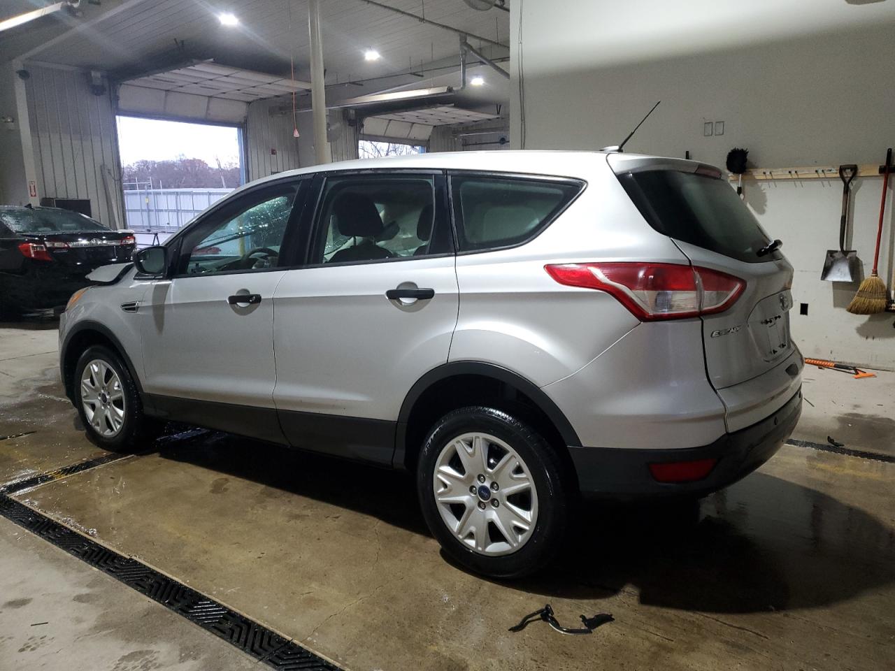 2013 FORD ESCAPE S photo 4