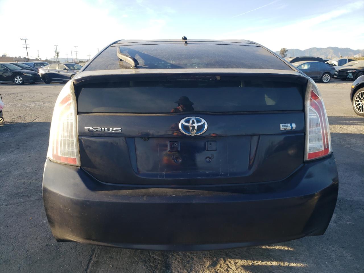 2013 TOYOTA PRIUS photo 11