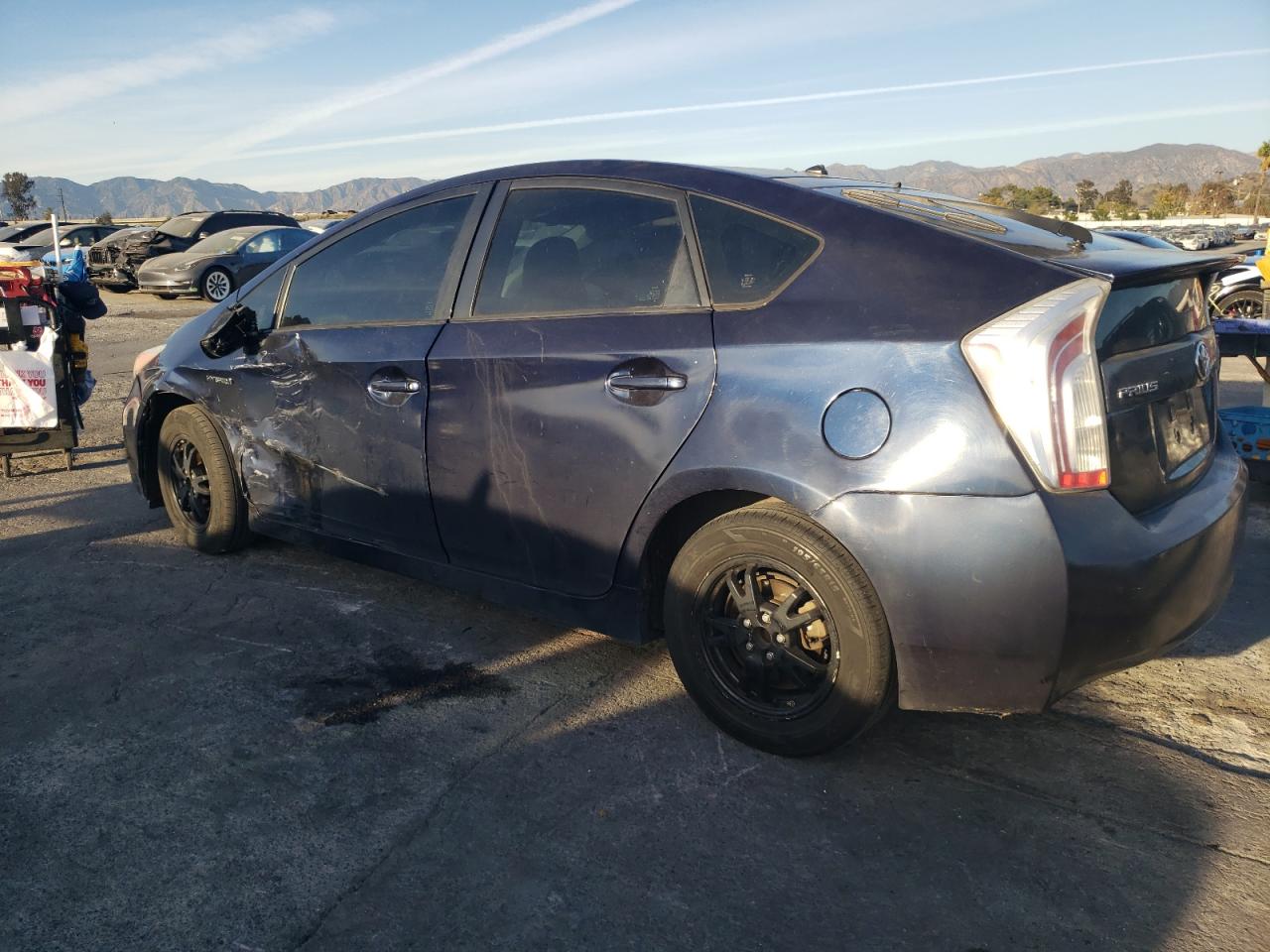 2013 TOYOTA PRIUS photo 3