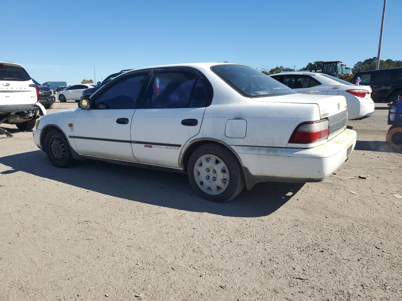 1994 TOYOTA COROLLA DX photo 3