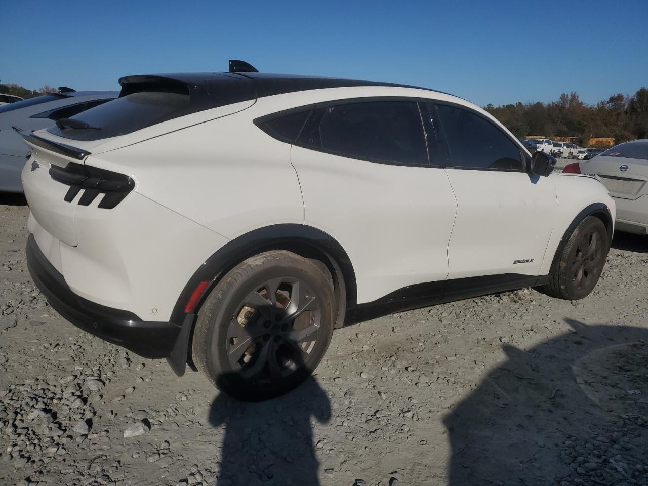 2021 FORD MUSTANG MACH-E PREMIUM photo 5