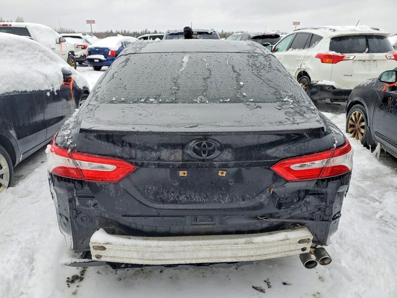 2020 TOYOTA CAMRY SE photo 11