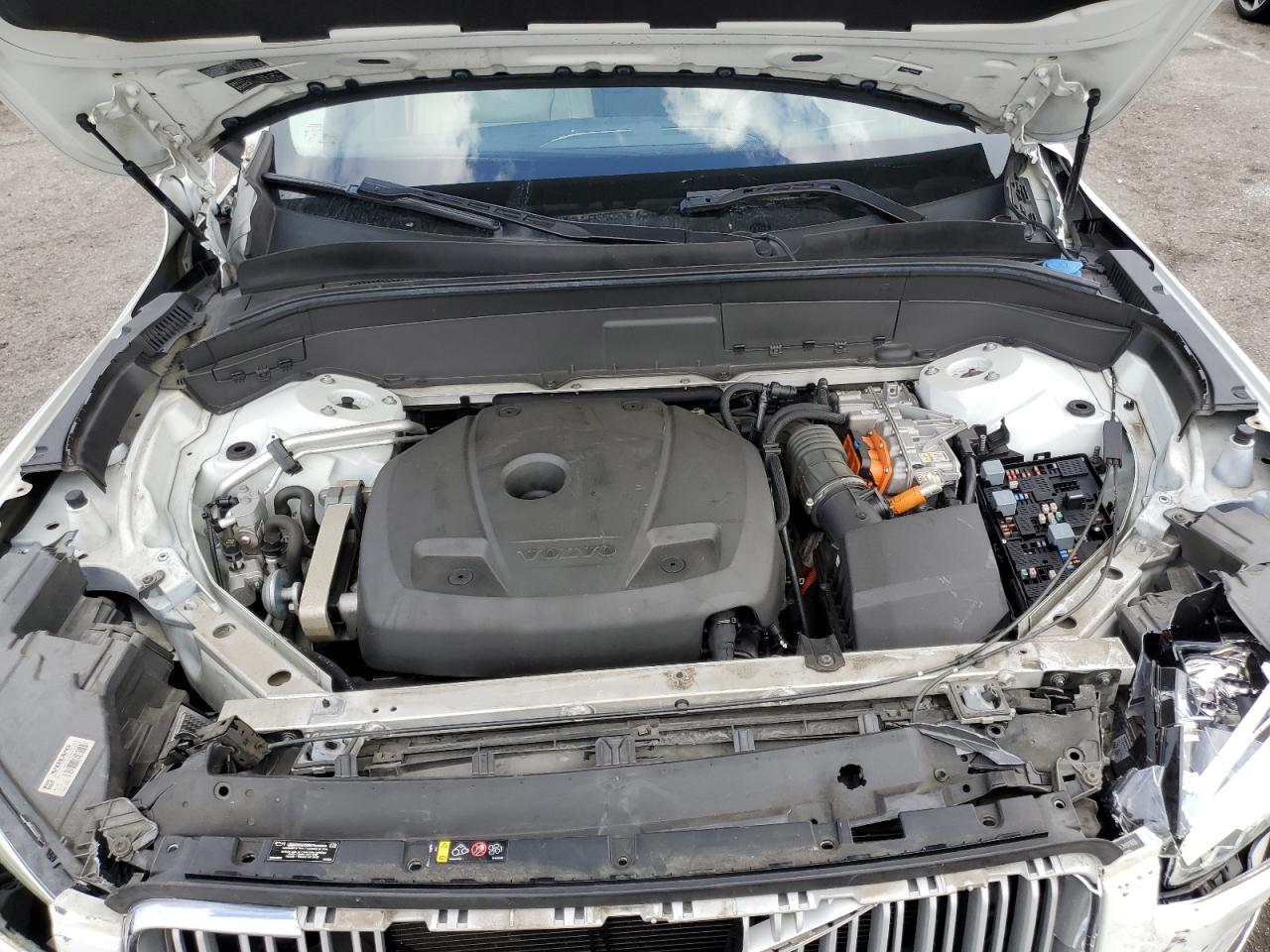 2017 VOLVO XC90 T8 photo 23