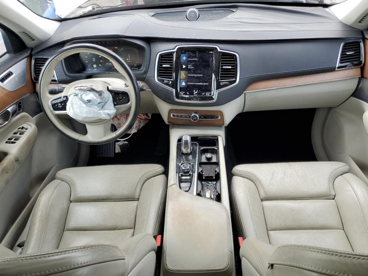 2017 VOLVO XC90 T8 photo 15