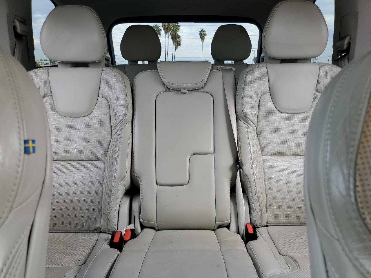 2017 VOLVO XC90 T8 photo 19