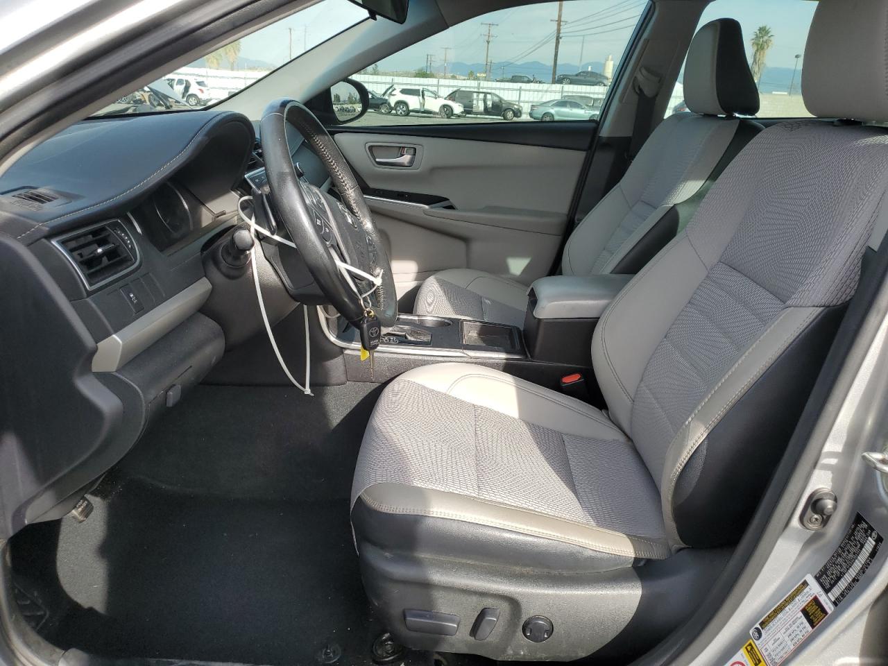2017 TOYOTA CAMRY LE photo 7