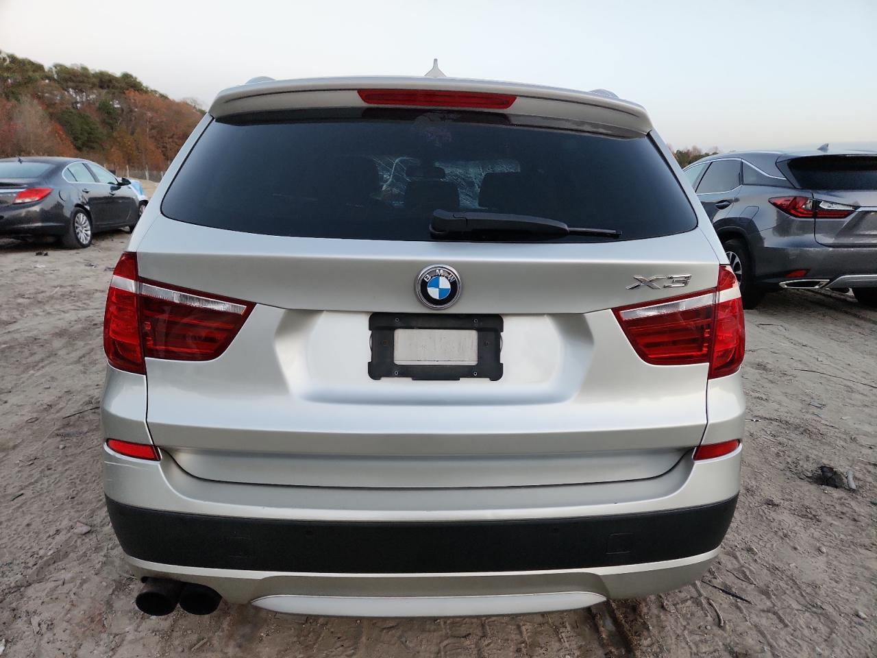 2011 BMW X3 XDRIVE35I photo 11