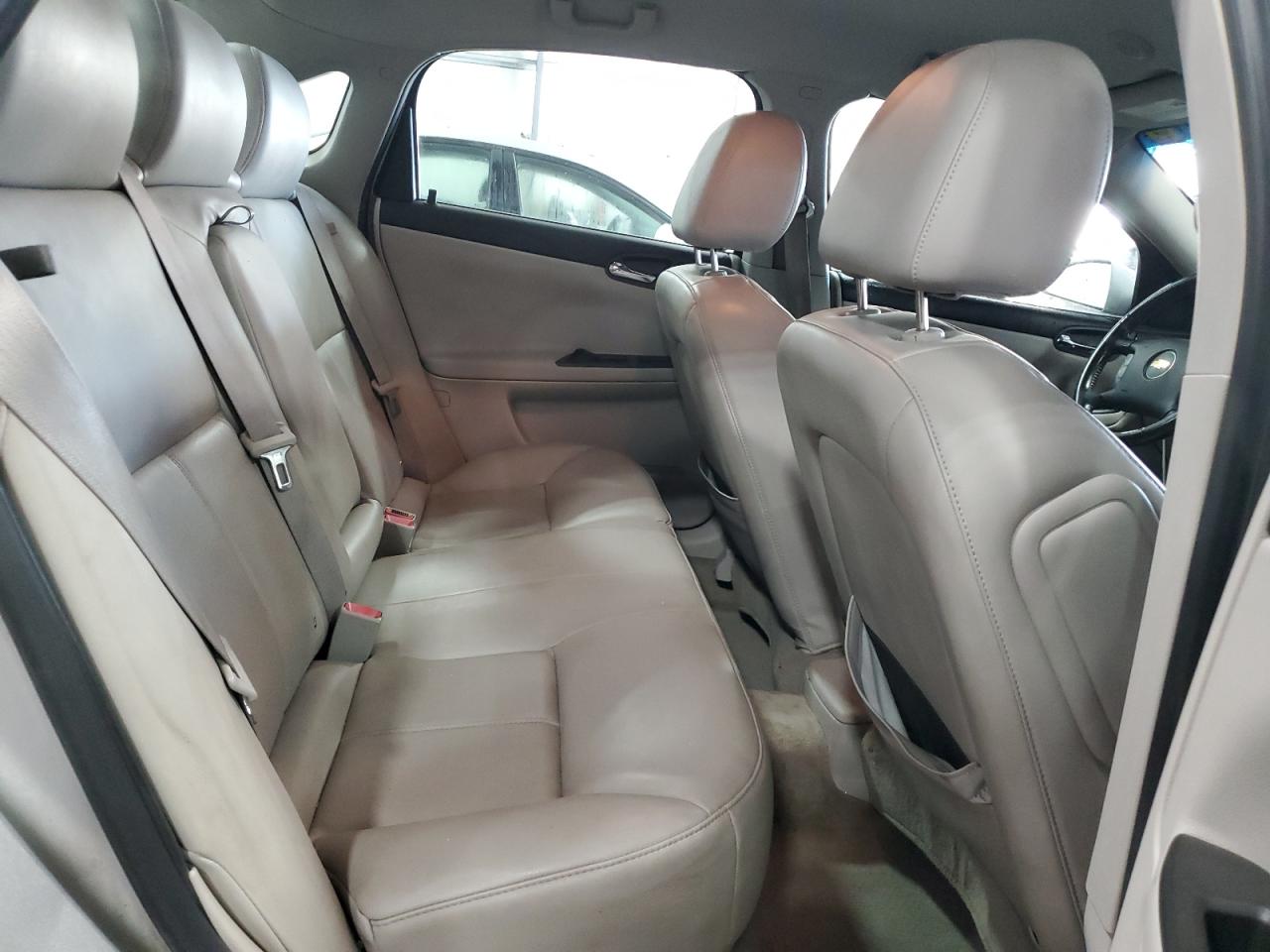 2011 CHEVROLET IMPALA LT photo 10