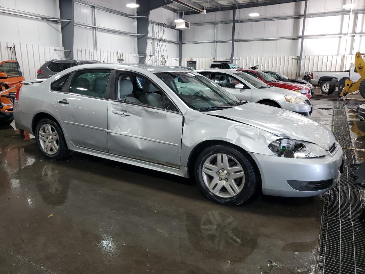 2011 CHEVROLET IMPALA LT photo 4
