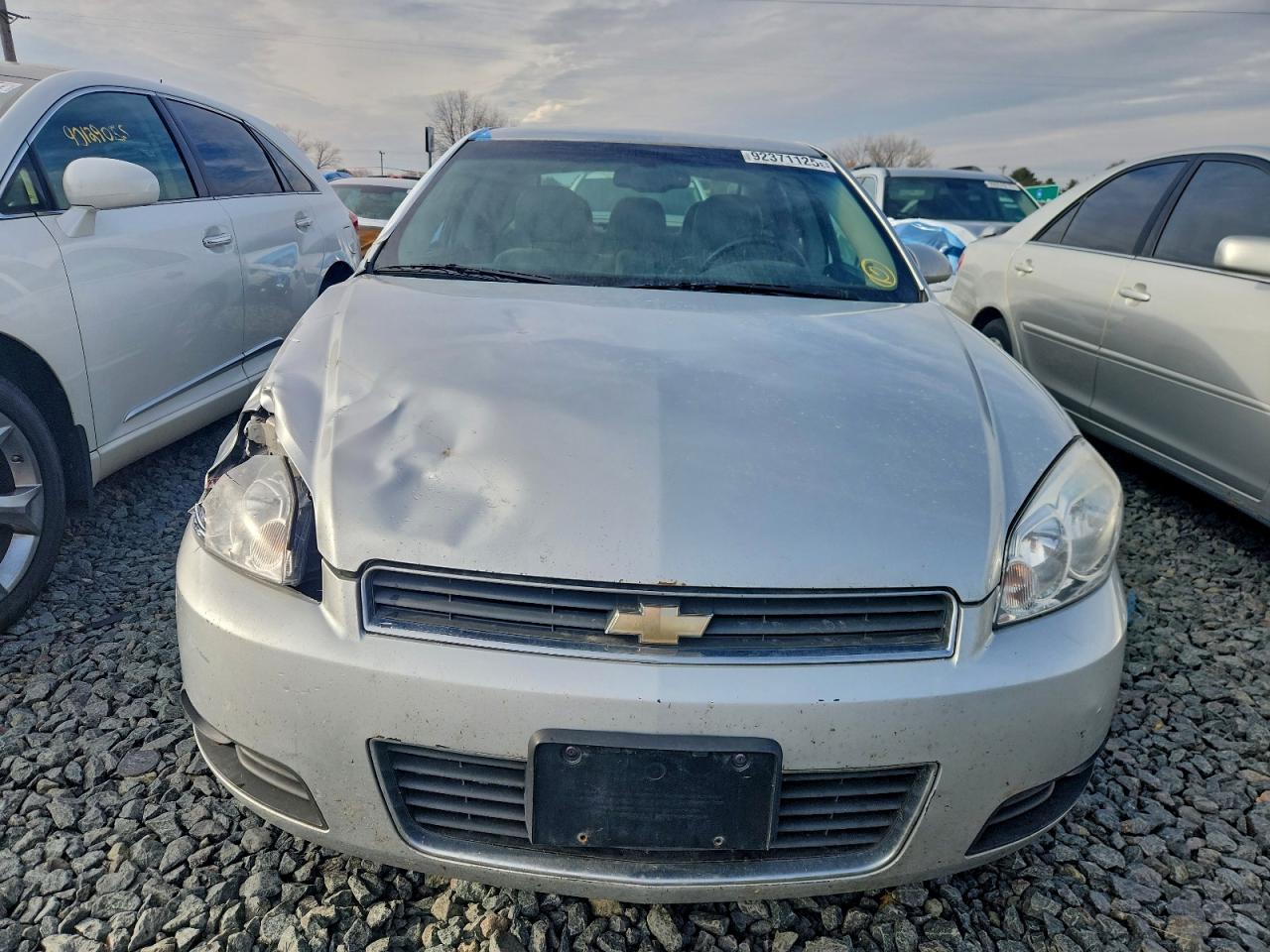 2011 CHEVROLET IMPALA LT photo 5
