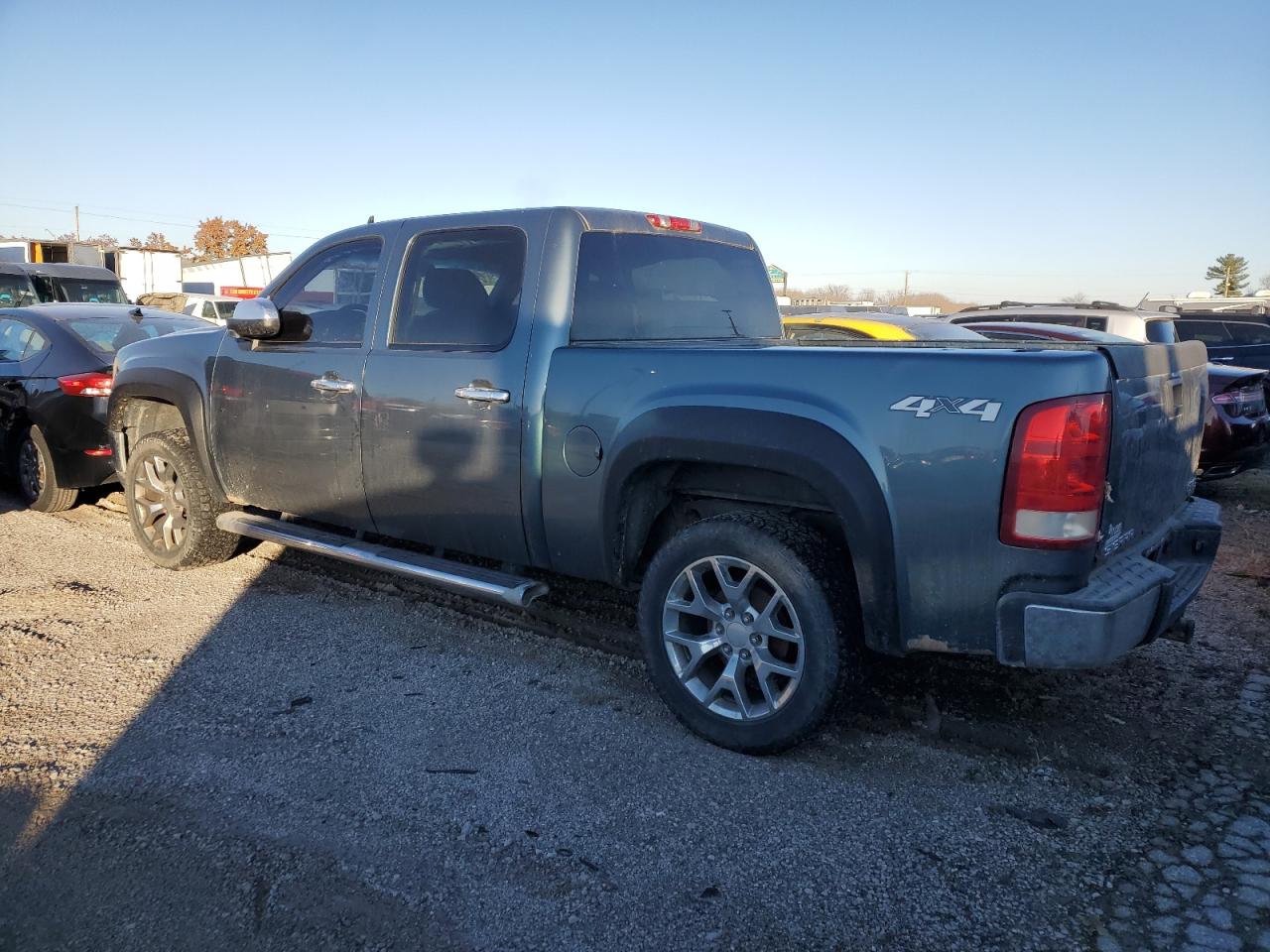 2011 GMC SIERRA K1500 SLE photo 3