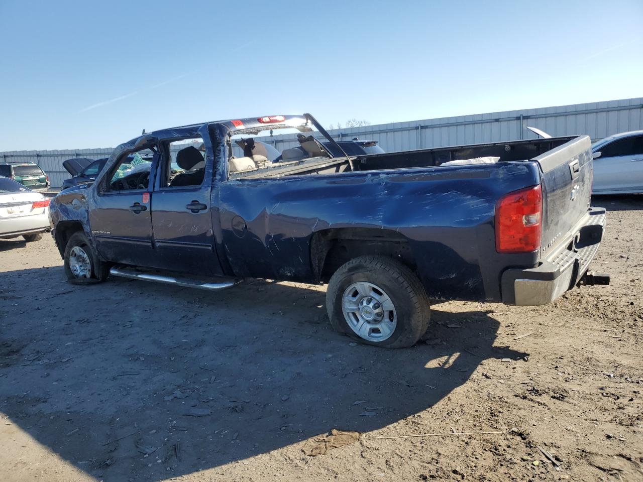 2009 CHEVROLET SILVERADO K2500 HEAVY DUTY LT photo 2