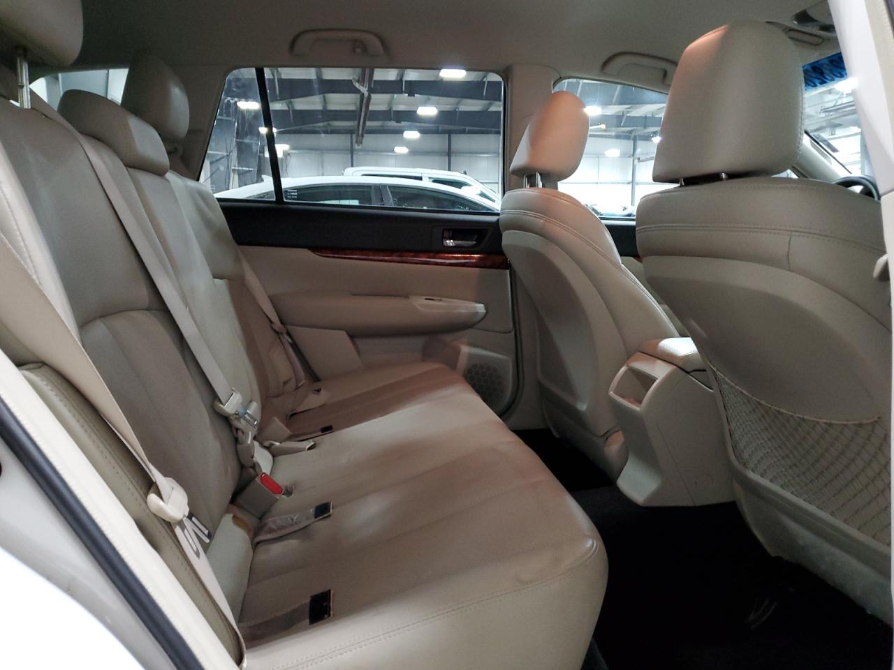 2010 SUBARU OUTBACK 2.5I LIMITED photo 31