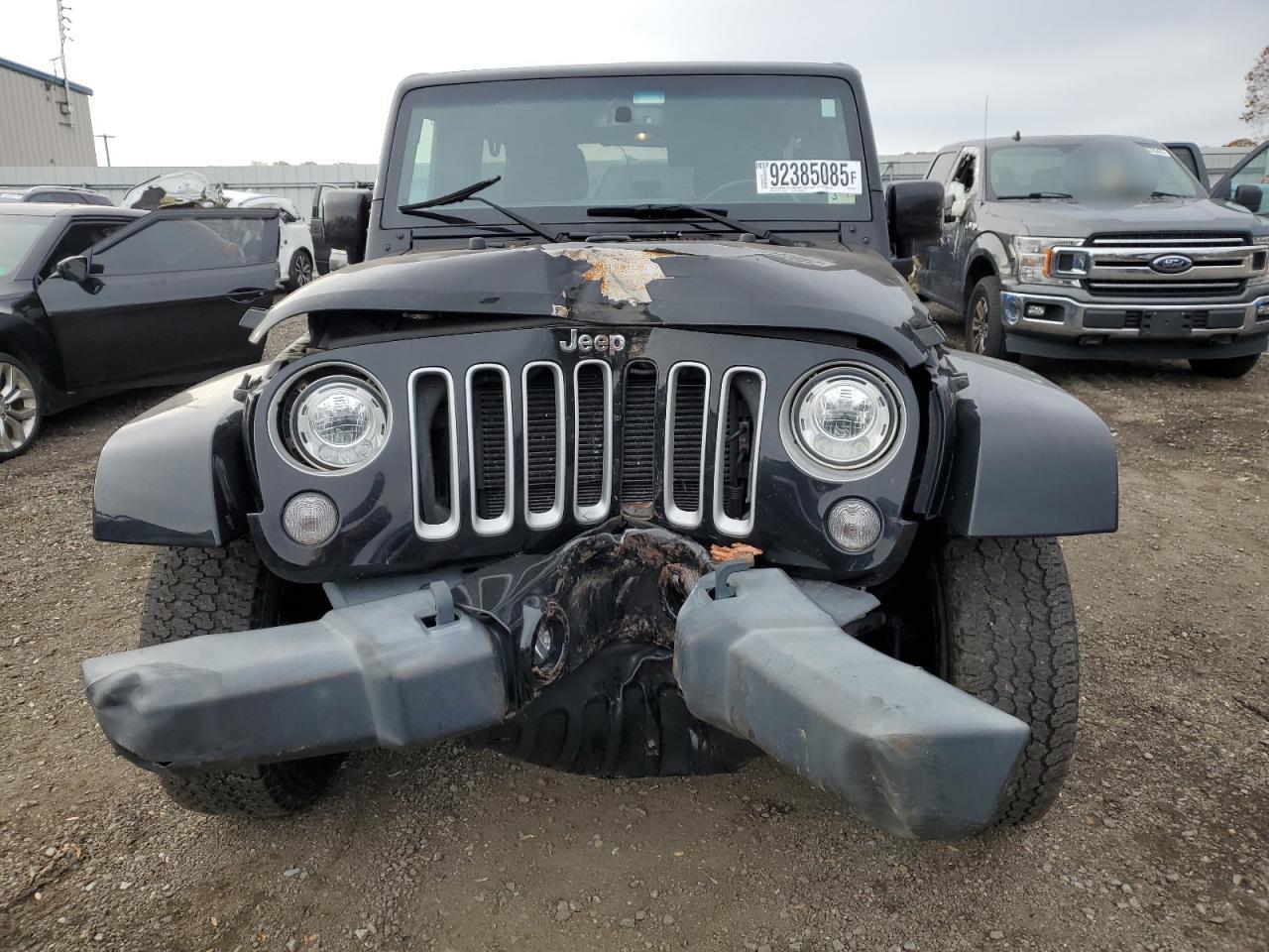 2018 JEEP WRANGLER UNLIMITED SAHARA photo 5