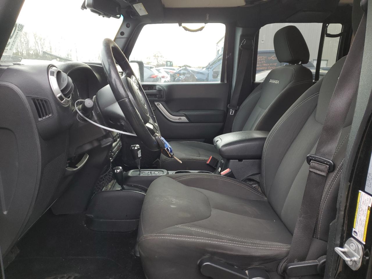 2018 JEEP WRANGLER UNLIMITED SAHARA photo 7