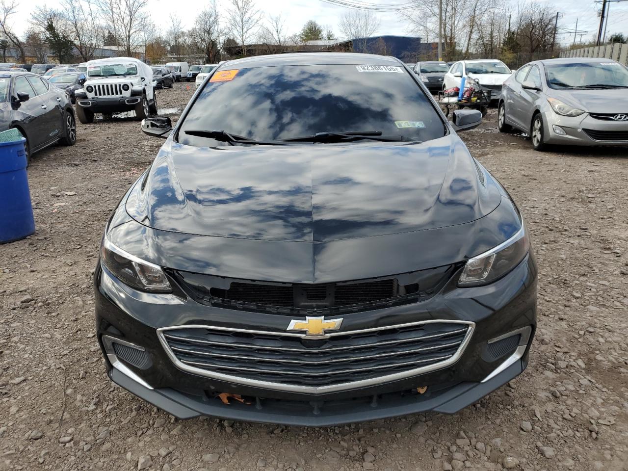 2018 CHEVROLET MALIBU photo 5