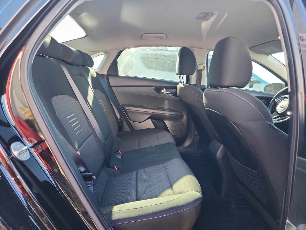 2019 KIA FORTE GT LINE photo 28