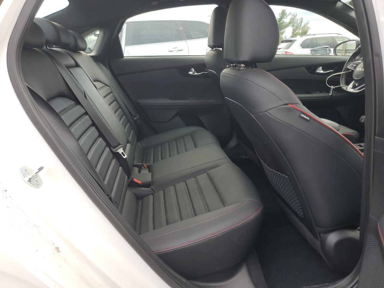 2024 KIA FORTE GT photo 19