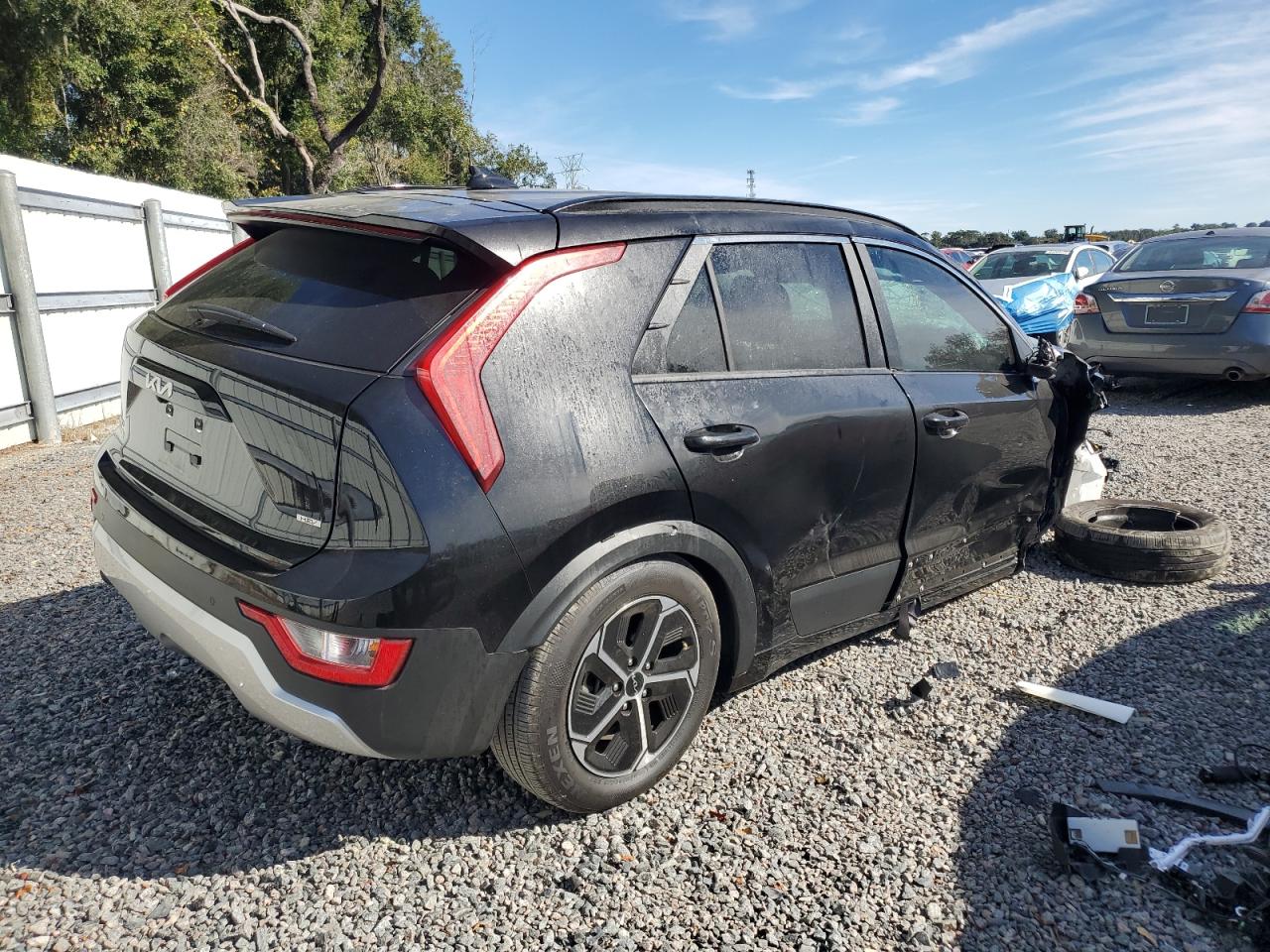 2025 KIA NIRO EX photo 7