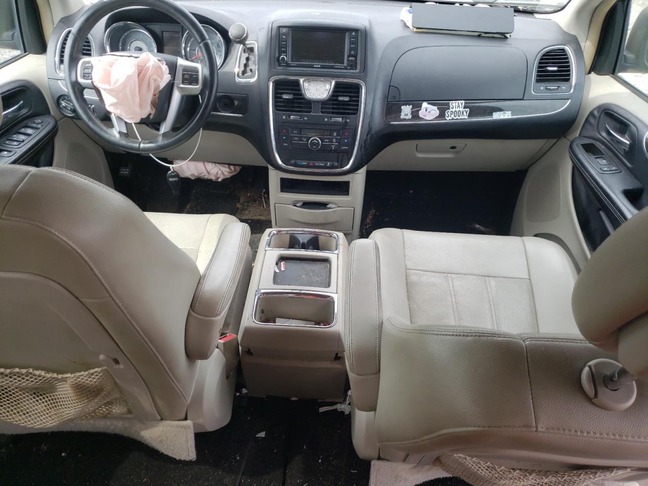 2013 CHRYSLER TOWN & COUNTRY TOURING photo 8