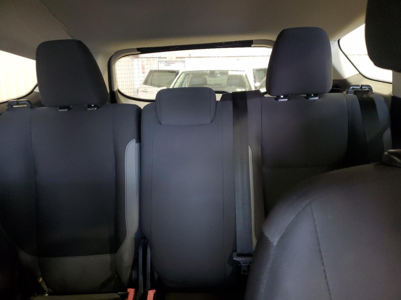 2014 FORD ESCAPE S photo 28