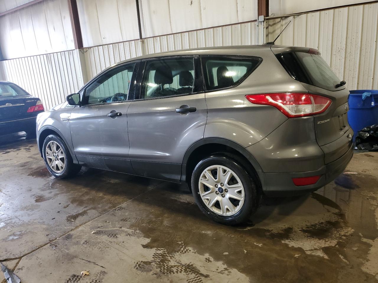 2014 FORD ESCAPE S photo 4