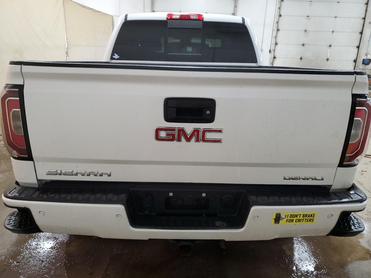 2017 GMC SIERRA K1500 DENALI photo 16