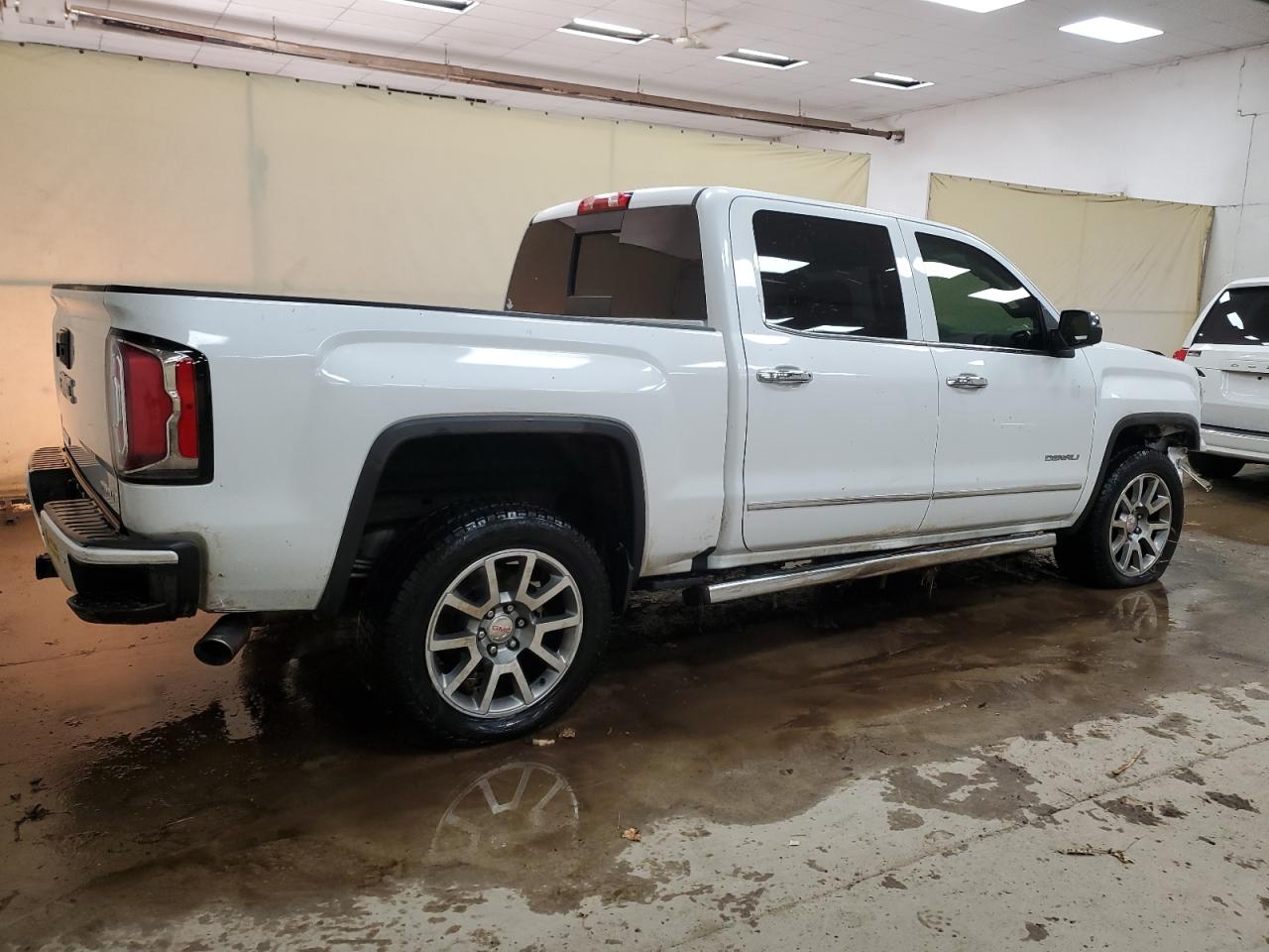 2017 GMC SIERRA K1500 DENALI photo 7